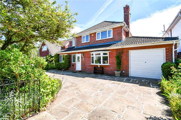 4 Bedroom Detached House For Sale In Whitehouse Lane, Heswall, Wirral, CH60