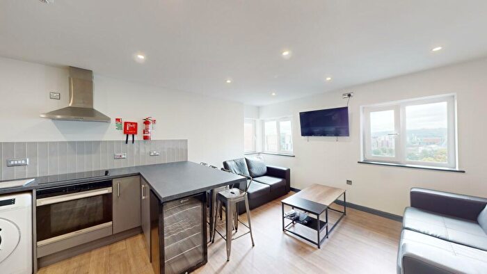 4 Bedroom Apartment To Rent In Stepney Lane, Newcastle Upon Tyne, NE1