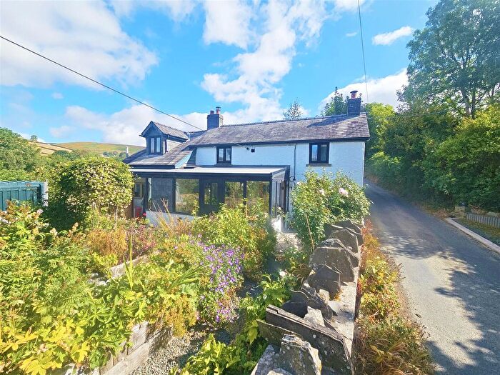 2 Bedroom Property For Sale In Glascwm, Llandrindod Wells, LD1