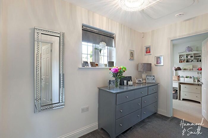 3 Bedroom Detached House For Sale In Bower Hill, Epping, CM16