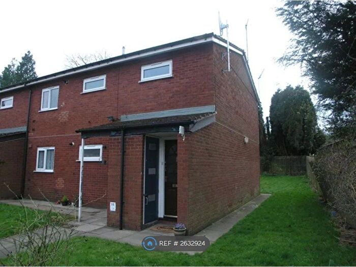 3 Bedroom Maisonette To Rent In Birmingham Road, Rowley Regis, B65
