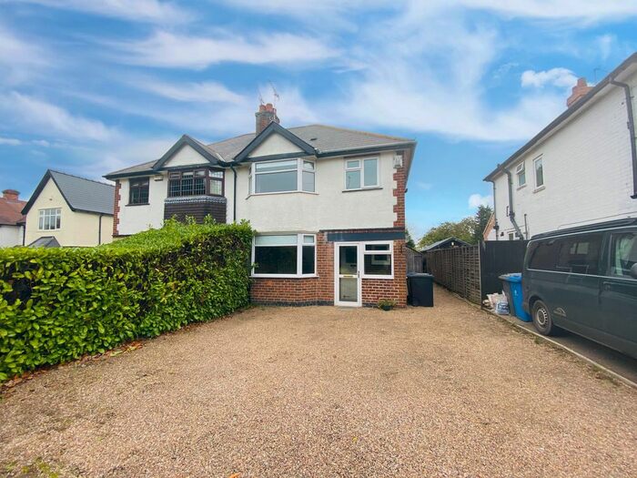 4 Bedroom Semi-Detached House To Rent In Chain Lane, Littleover, Derby, DE23