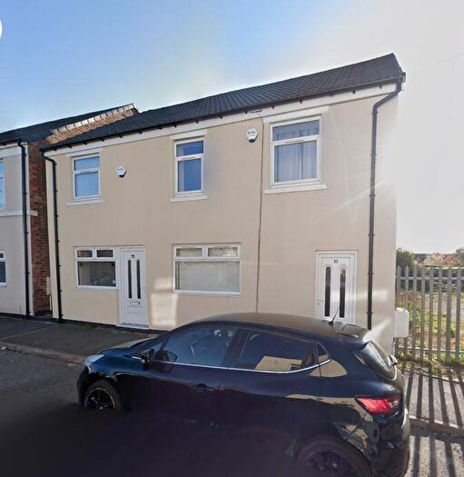 3 Bedroom Semi-Detached House To Rent In Main Street, Huthwaite, NG17