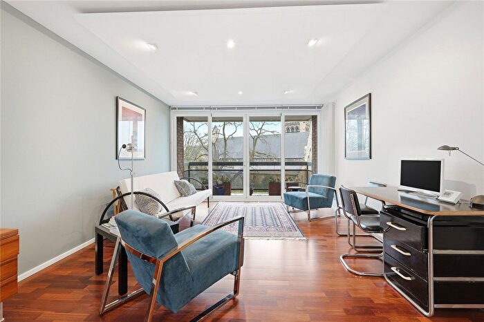 3 Bedroom Flat For Sale In Eton Road, Belsize Park, London, NW3