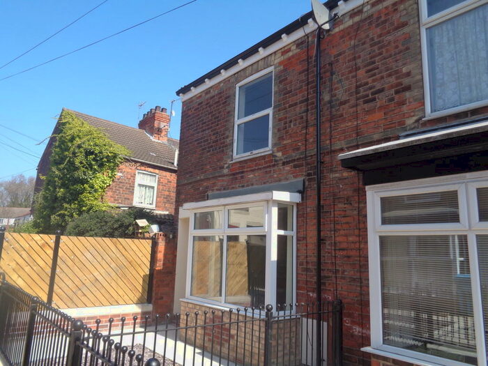 2 Bedroom End Of Terrace House To Rent In Folkestone Avenue, HU5