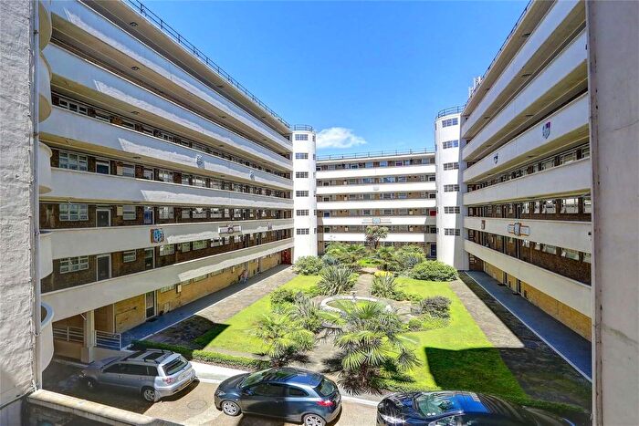 1 Bedroom Flat To Rent In Sheen Road, Richmond, TW9