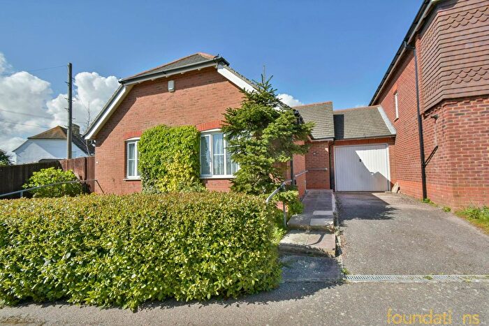 2 Bedroom Detached Bungalow For Sale In Renown Close, Bexhill-On-Sea, TN40