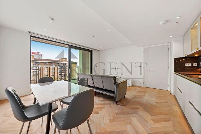 2 Bedroom Flat To Rent In Asquith House, Westminster, W2