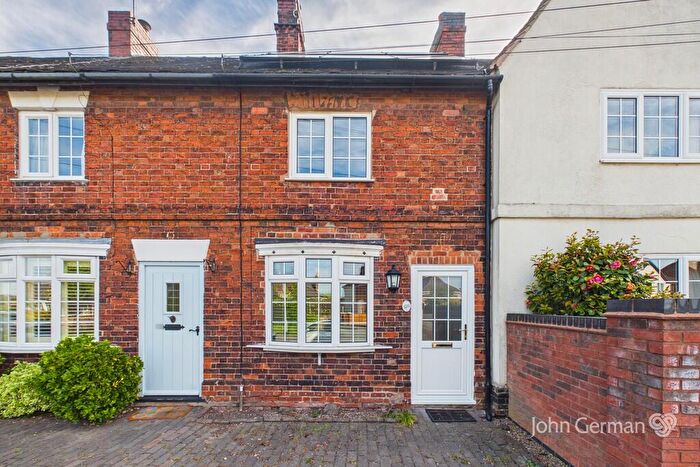 2 Bedroom Terraced House For Sale In Efflinch Lane, Barton Under Needwood, DE13