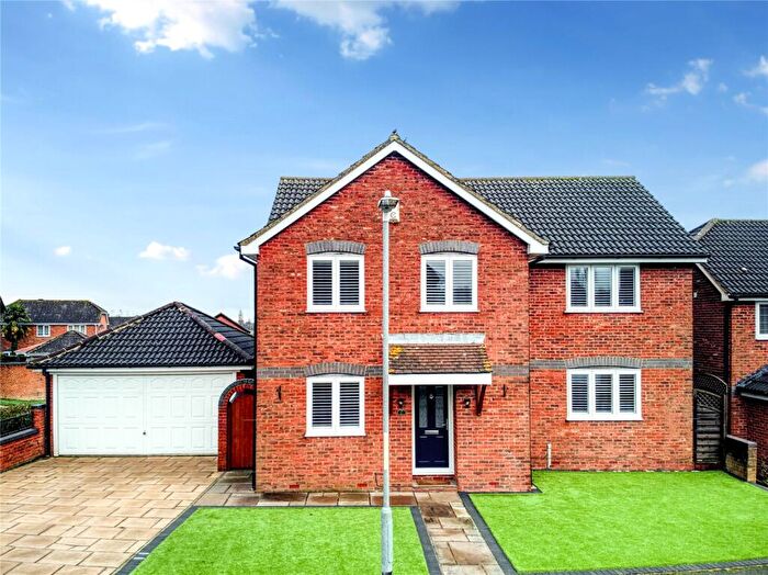 4 Bedroom Detached House For Sale In Selah Drive, Swanley, Kent, BR8