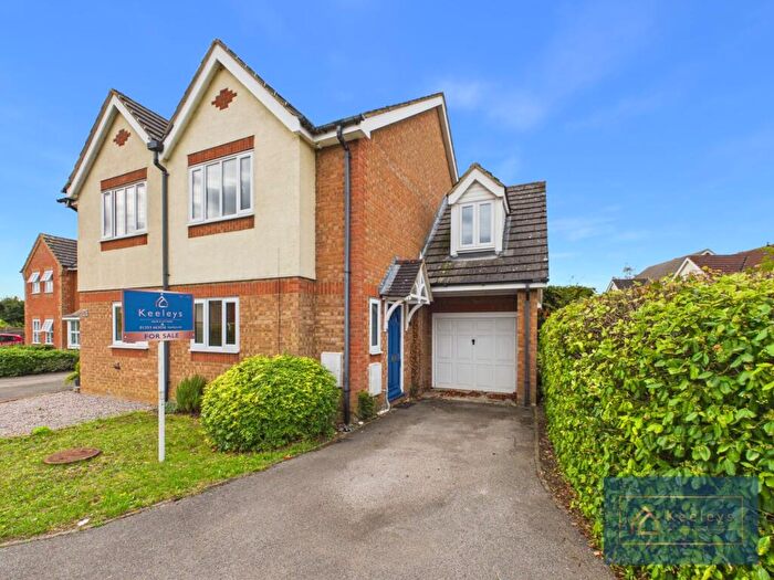 3 Bedroom Semi-Detached House For Sale In Norfolk Road, Ely, CB6