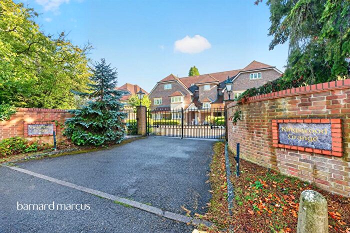 2 Bedroom Flat For Sale In Babylon Lane, Lower Kingswood, Tadworth, KT20