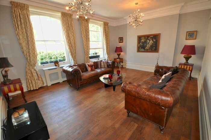 3 Bedroom Flat To Rent In Northwick Terrace, London, NW8