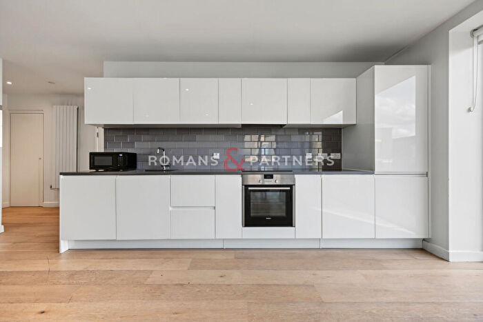 2 Bedroom Apartment For Sale In Fairwater House, Royal Wharf, E16