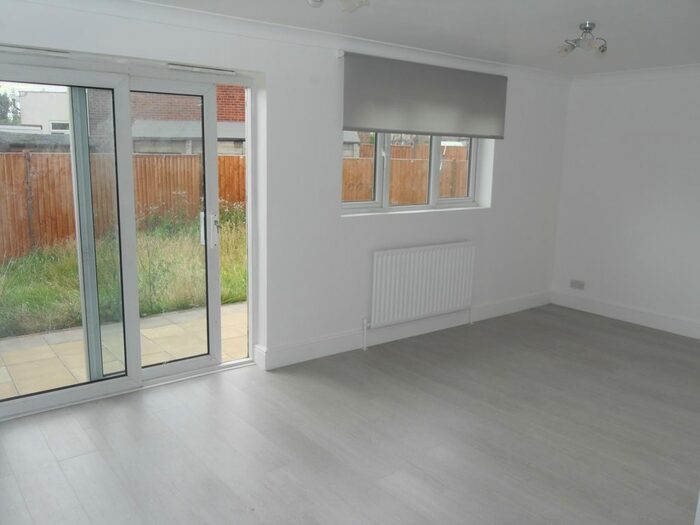 3 Bedroom Semi-Detached House To Rent In South Harrow, Middlesex, HA2