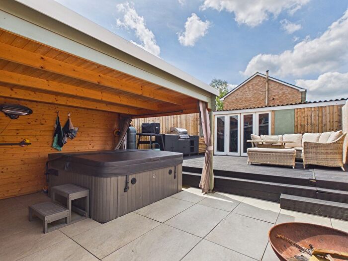 3 Bedroom Terraced House For Sale In Kingslake Villas, Bridgwater, TA6