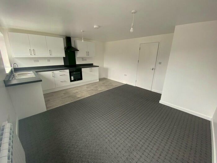2 Bedroom Apartment To Rent In Alderwood Precinct, Northway, Sedgley, DY3