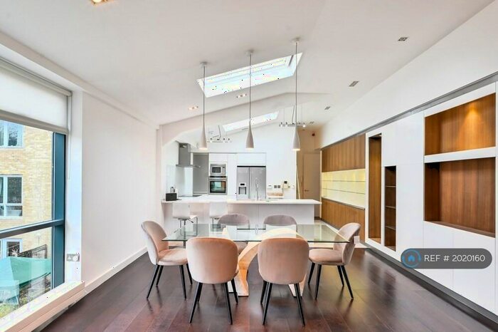 4 Bedroom Flat To Rent In Kingsford Street, London, NW5