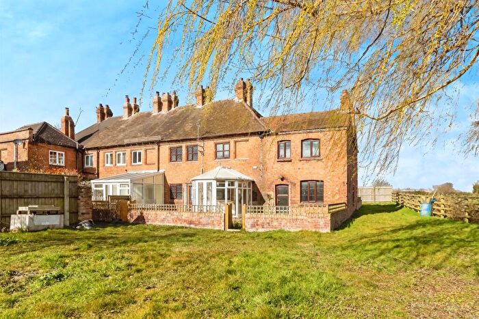 4 Bedroom Cottage For Sale In Tollerton Lane, Tollerton, Nottingham, NG12