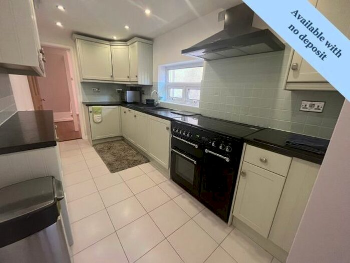 3 Bedroom Terraced House To Rent In Castle Street, Mumbles, SA3