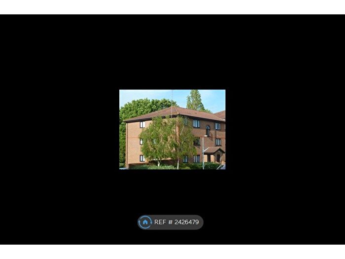 1 Bedroom Flat To Rent In Winston Close, Greenhithe, DA9
