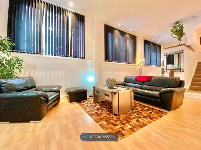 Studio To Rent In George Street, Liverpool, L3