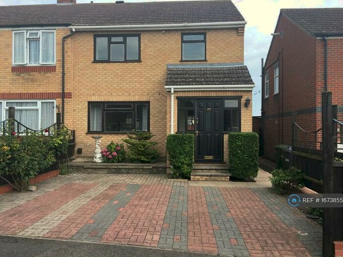 3 Bedroom Semi-Detached House To Rent In Montagu Road, Great Stukeley, Huntingdon, PE28