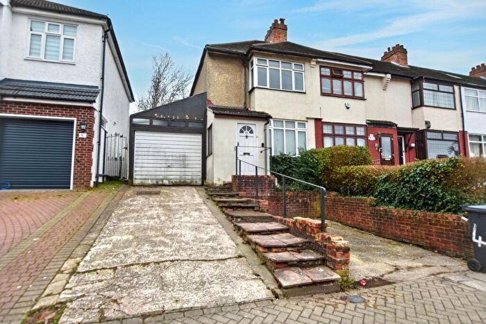2 Bedroom Semi Detached House For Sale In Dunkery Road, Eltham, London, SE9