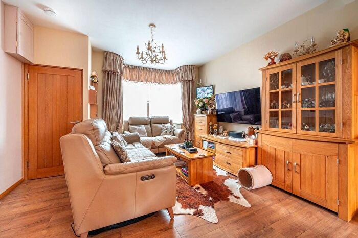 3 Bedroom Terraced House For Sale In Olive Road, Plaistow, London, E13