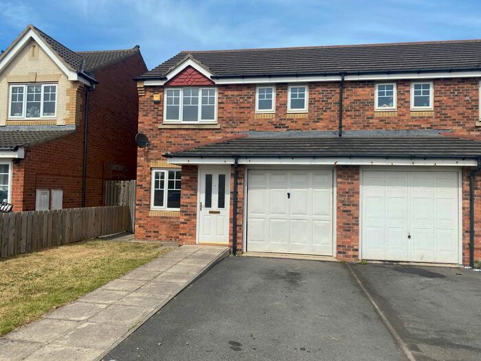 3 Bedroom Semi-Detached House To Rent In Sedgewick Close, Hartlepool, TS24