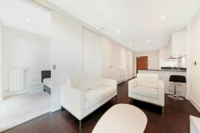 1 Bedroom Flat To Rent In Duncombe House, Royal Arsenal Riverside, Woolwich, SE18