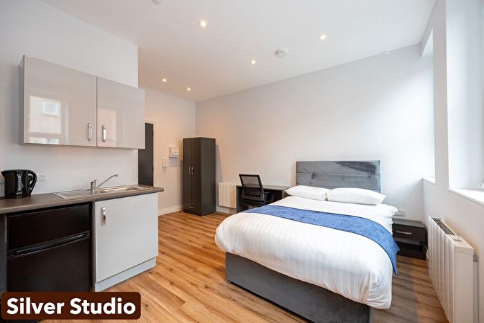 Studio To Rent In Upper Brook Streetrook Street, Manchester, M13