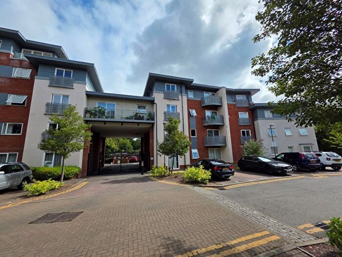 3 Bedroom Apartment For Sale In Coxhill Way, Aylesbury, HP21
