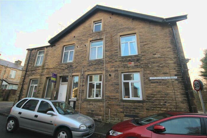 1 Bedroom Flat To Rent In Applegarth House, Colne Road, Earby, BB18