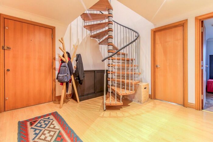 3 Bedroom Penthouse To Rent In Canute Road, Charter House, SO14