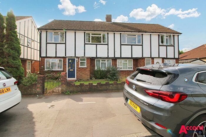 2 Bedroom Maisonette To Rent In Moor Lane, Upminster, RM14