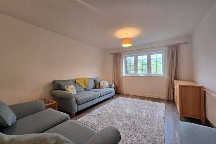 1 Bedroom Flat To Rent In Crown Drive, Heathfield, TN21