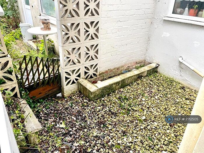 1 Bedroom Flat To Rent In Suffolk Road, Bournemouth, BH2