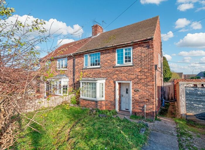 3 Bedroom Semi-Detached House For Sale In Ramsden Crescent, Carlton In Lindrick, S81