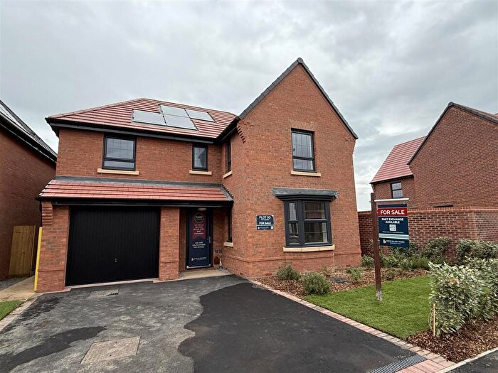 4 Bedroom Detached House For Sale In Marley Way, Drakelow, Burton On Trent, DE15