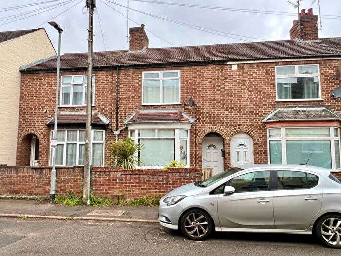 3 Bedroom Terraced House To Rent In Fuller Street, Kettering, Northamptonshire, NN16