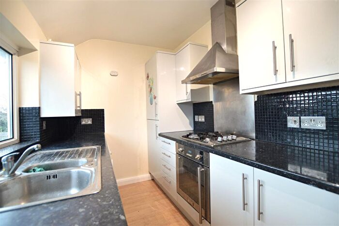 1 Bedroom Maisonette To Rent In Lancaster Avenue, Slough, Slough, SL2