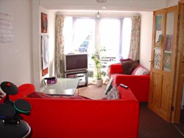 5 Bedroom Terraced House To Rent In Spring Terrace, Reading, RG2