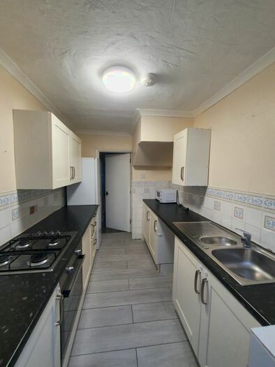 3 Bedroom Terraced House To Rent In Scotland Green Road, Enfield, EN3