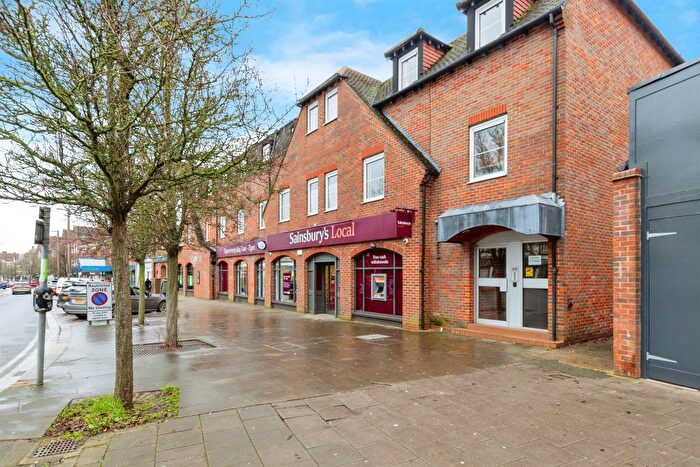 2 Bedroom Flat For Sale In Eastcheap, Letchworth Garden City, SG6
