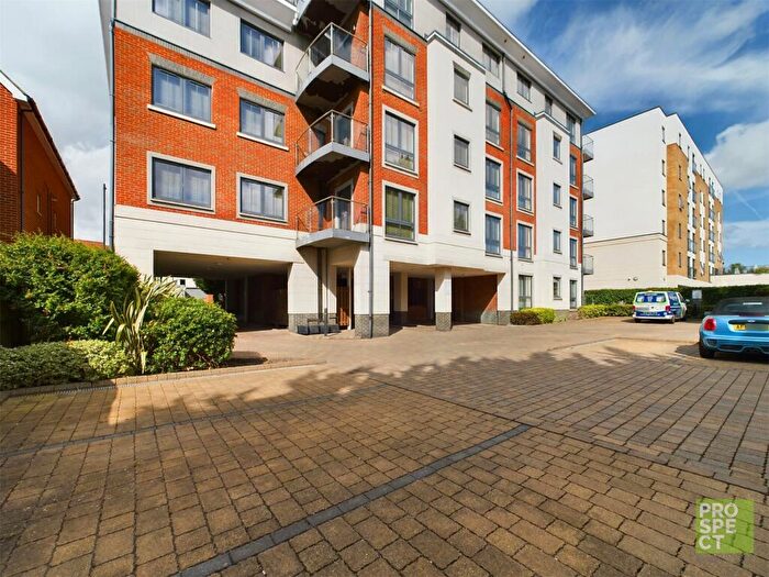 2 Bedroom Apartment To Rent In Bridge Avenue, Maidenhead, Berkshire, SL6