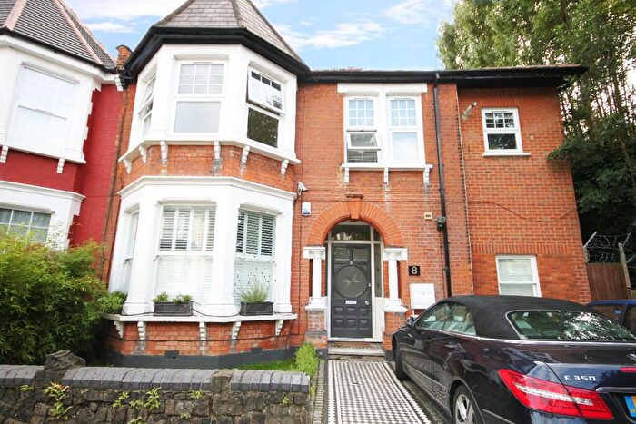 1 Bedroom Flat To Rent In Haslemere Road, London, N21