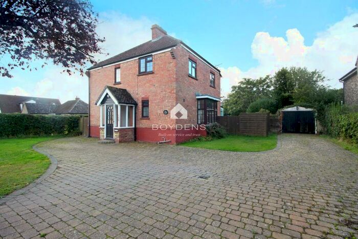4 Bedroom Detached House For Sale In Thorpe Road, Kirby Cross, CO13