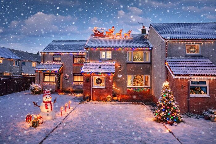 3 Bedroom Terraced House For Sale In Sunderland Court, Kilbirnie, KA25