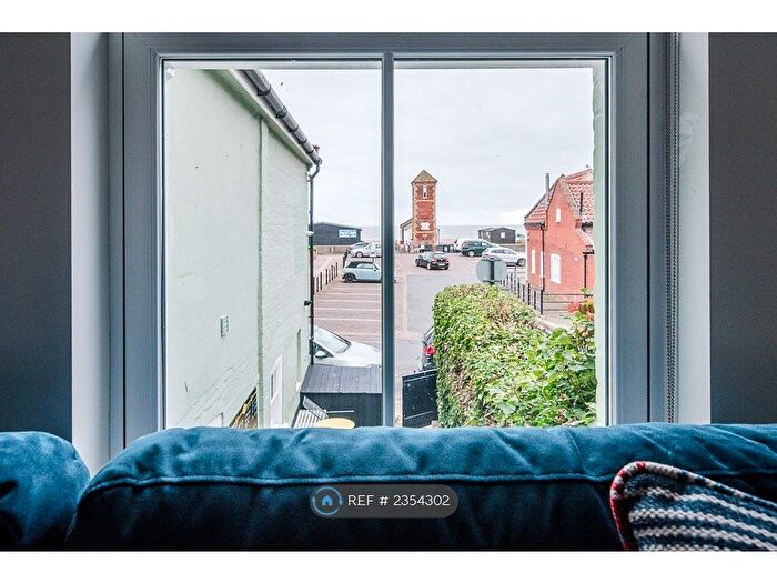 1 Bedroom Flat To Rent In Pebble View, Aldeburgh, IP15